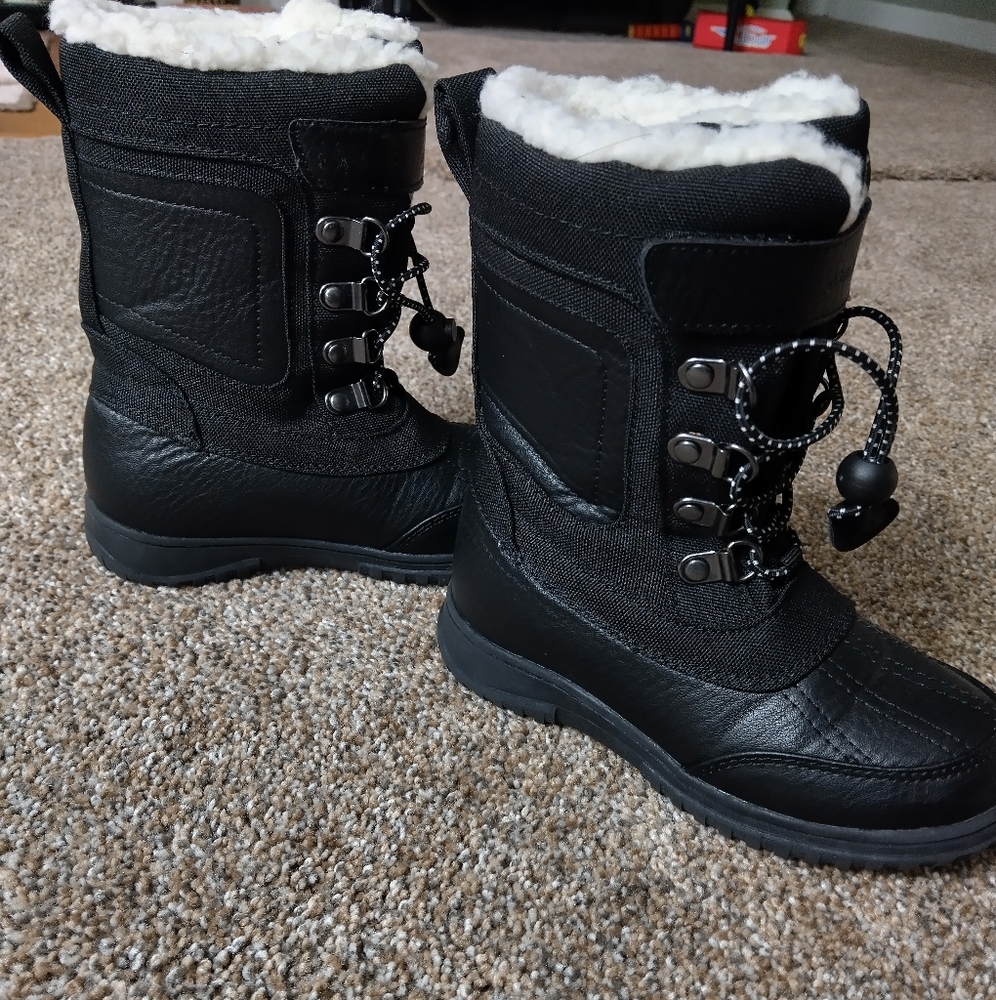 Eddie Bauer Black and White Winter Boots Waterproof Insulated